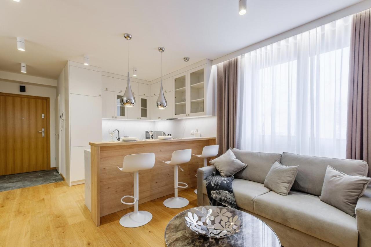 Florencja - Nowy Apartament W Centrum Miasta Z Klimatyzacja Oraz Zadaszonym Parkingiem W Cenie Nowy Targ Esterno foto